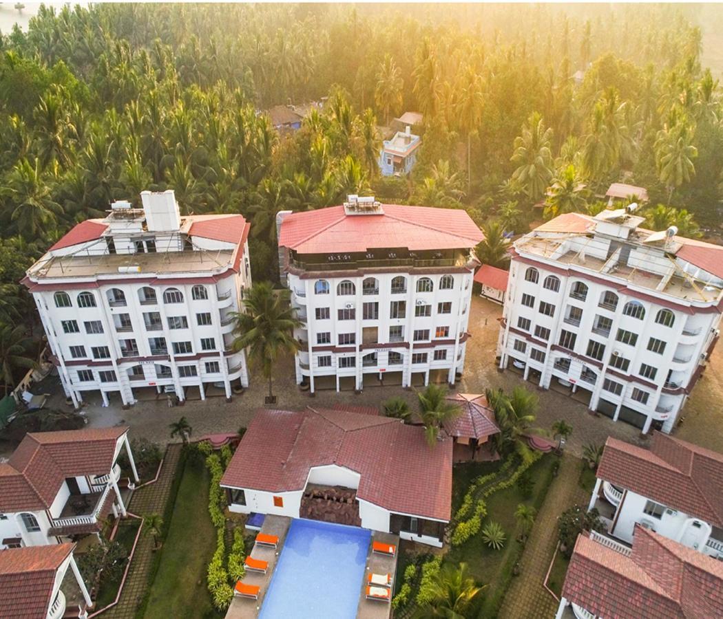 Span Suites & Villa Morjim Εξωτερικό φωτογραφία