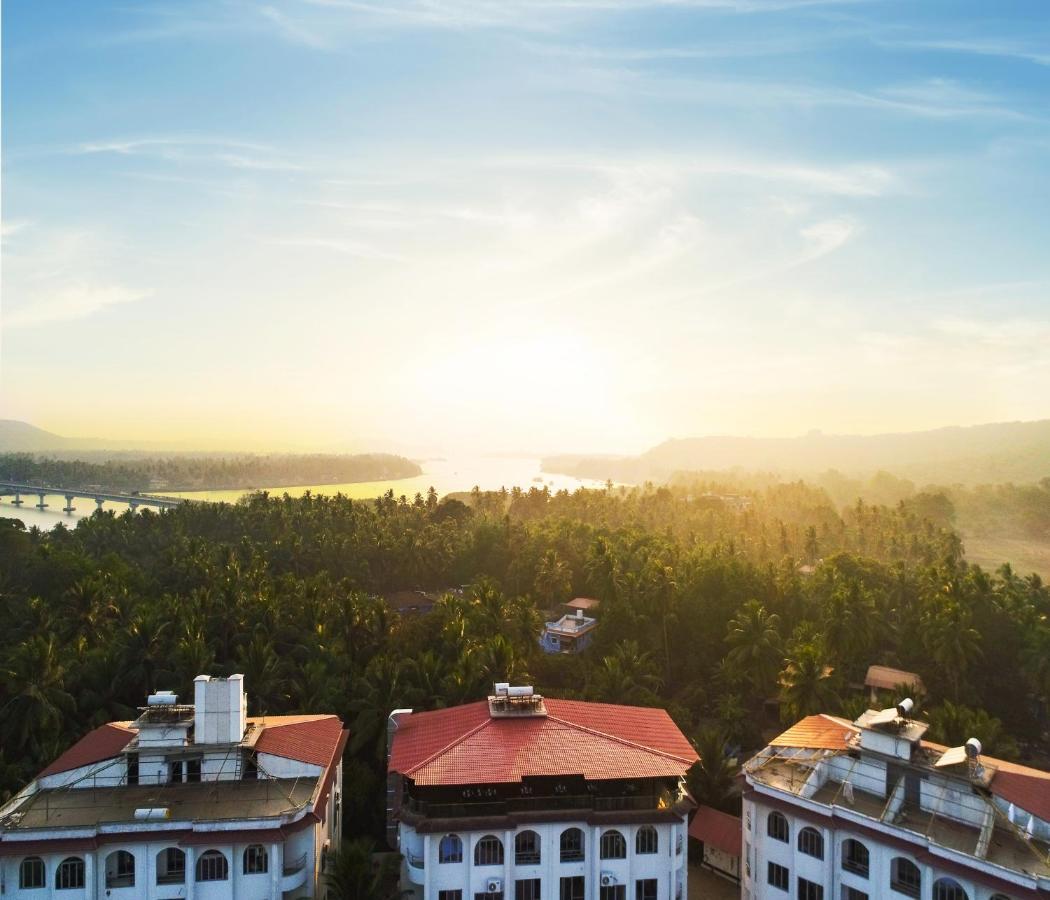Span Suites & Villa Morjim Εξωτερικό φωτογραφία